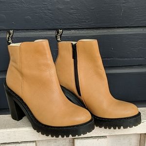 Dr. Martens Magdalena Boots, size 39